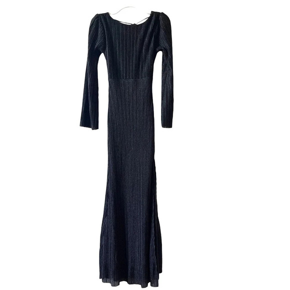 Audrey Parks & Francesca’s Alana Black Pleated Maxi Dress Size Small Open back - Picture 8 of 12